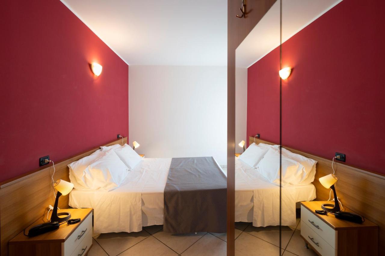 Montesilvano Marina Hotel D'Atri מראה חיצוני תמונה