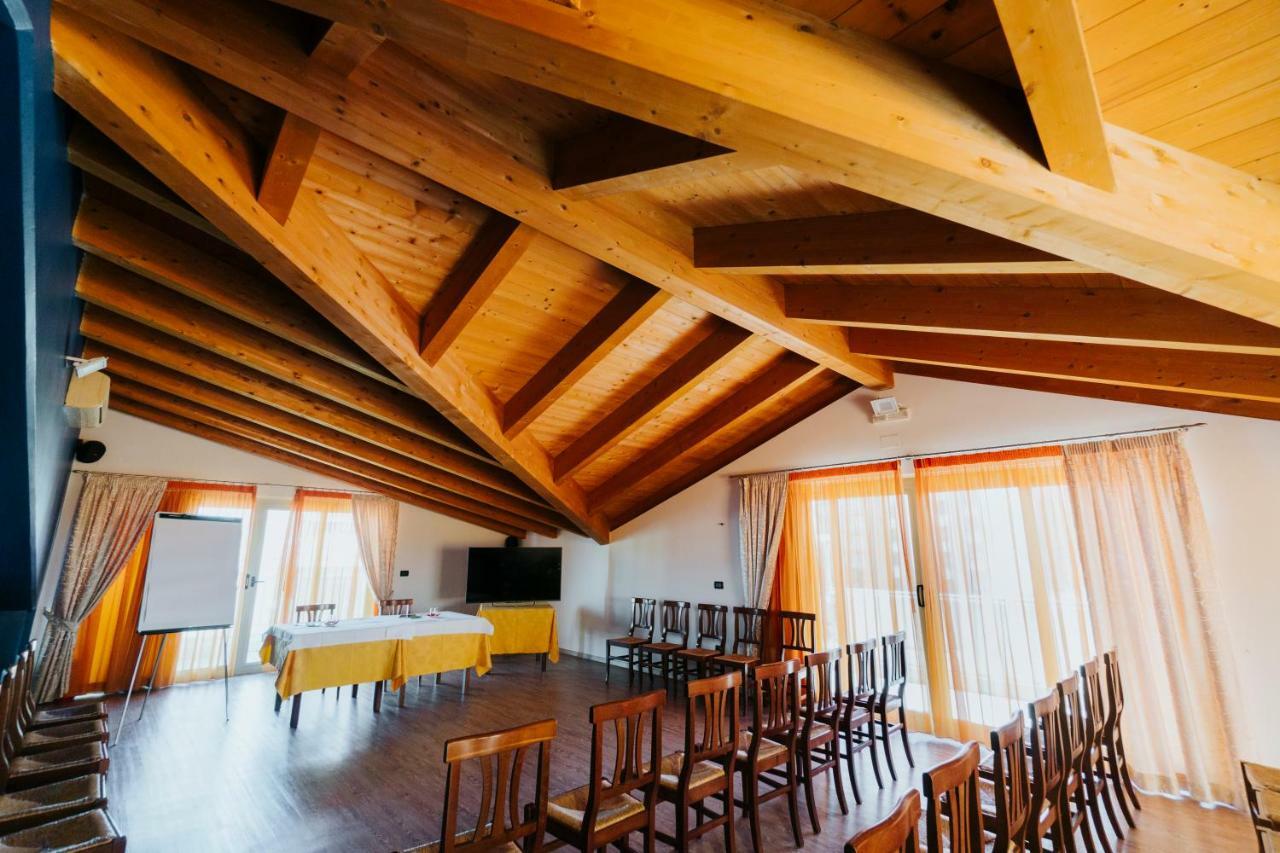 Montesilvano Marina Hotel D'Atri מראה חיצוני תמונה